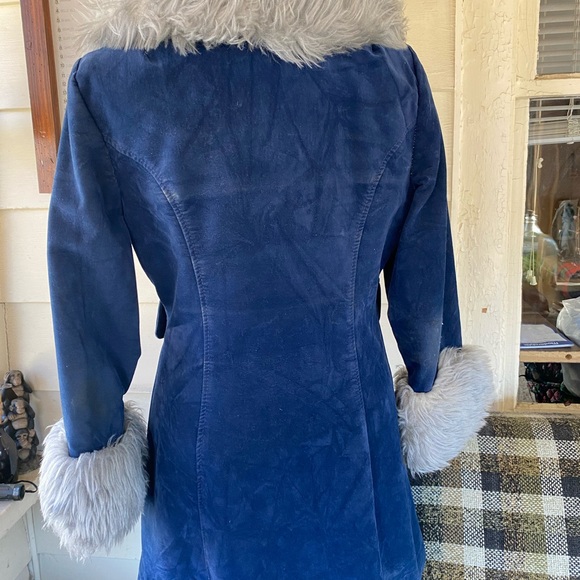 Vintage 60s Blue Velvet Fur Trimmed Coat size Medium - Picture 5 of 8